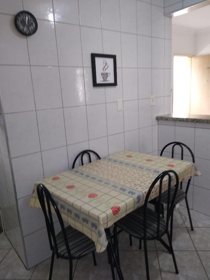 Apto No Bairro Do Gonzaga Apartment Сантос Екстериор снимка